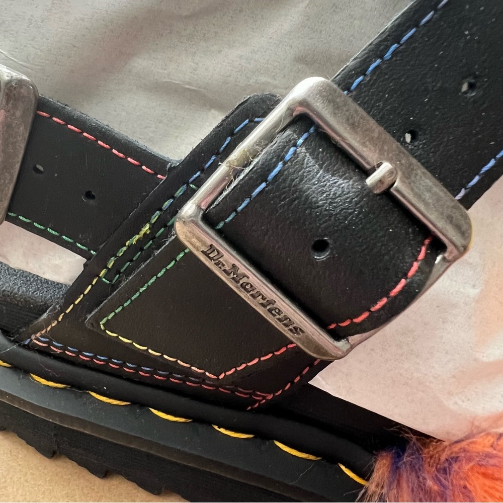 RARE Dr. Martens VOSS II FLUFFY FAUX FUR STRAP SANDALS, UK4/US 6, NIB - Picture 8 of 11
